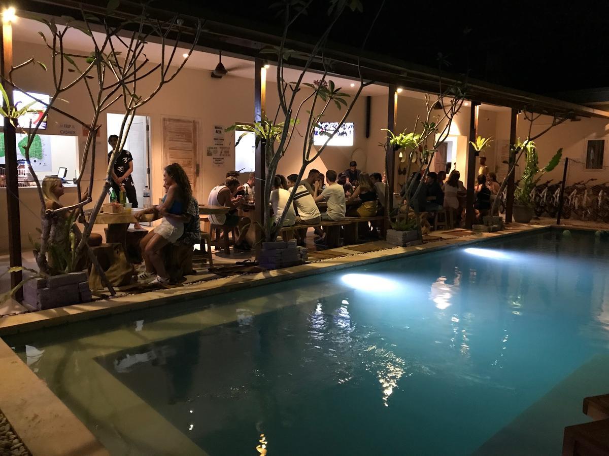 Atlas Gili Party Hostel Gili Trawangan Zewnętrze zdjęcie