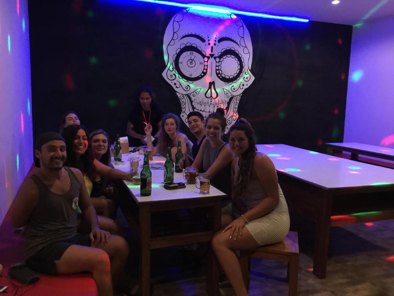 Atlas Gili Party Hostel Gili Trawangan Zewnętrze zdjęcie