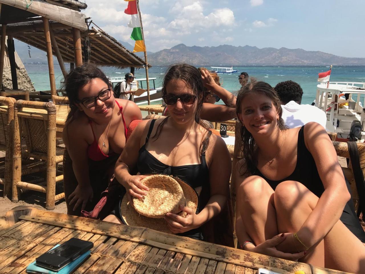 Atlas Gili Party Hostel Gili Trawangan Zewnętrze zdjęcie