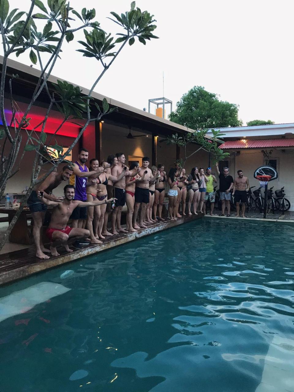 Atlas Gili Party Hostel Gili Trawangan Zewnętrze zdjęcie